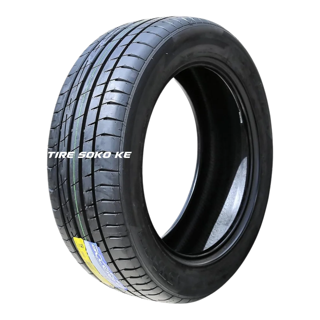 Accelera 225/55R19 IOTA ST68